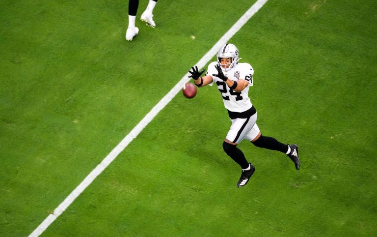 Raidersi otpustili Johnathana Abrama
